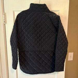 Athleta Navy Whisper Featherless Luxe Quilted Jacket in Navy Women Size MT